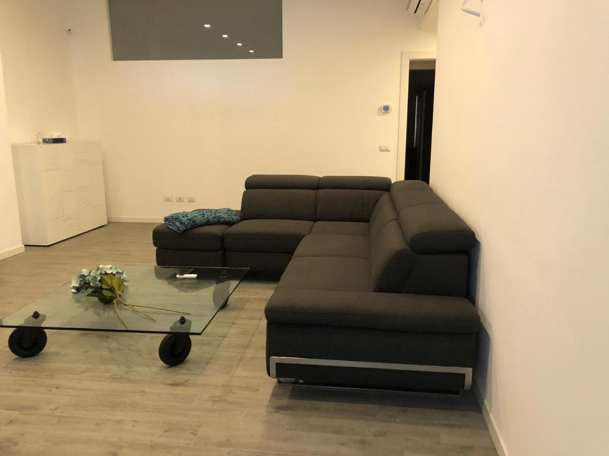 Sweethome Ліссоне Екстер'єр фото