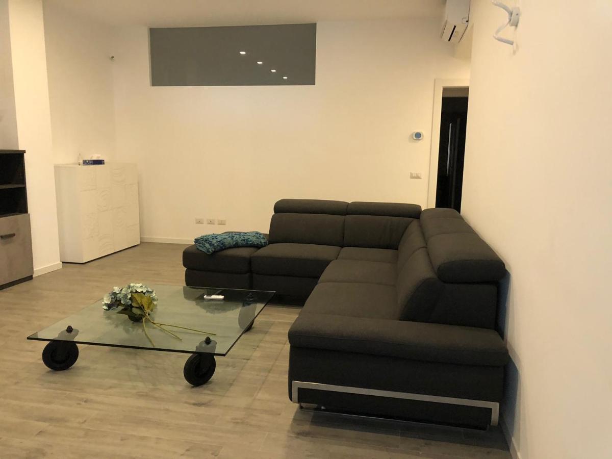 Sweethome Ліссоне Екстер'єр фото